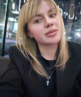 Полина
